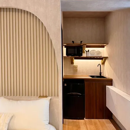 Urban Abode Apartment 1-2